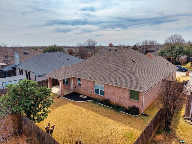 2517 Early Bird Drive, Arlington, TX 76001