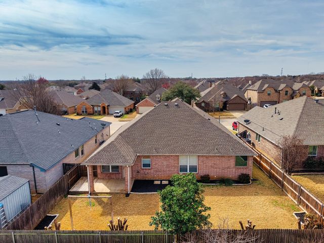 2517 Early Bird Drive, Arlington, TX 76001