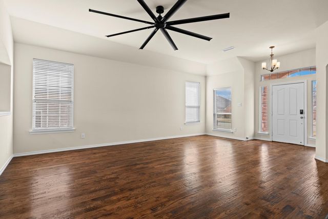 2517 Early Bird Drive, Arlington, TX 76001