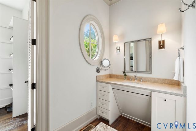 3264 Three Bridge Rd, Powhatan, VA 23139