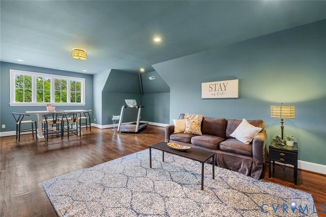 3264 Three Bridge Rd, Powhatan, VA 23139