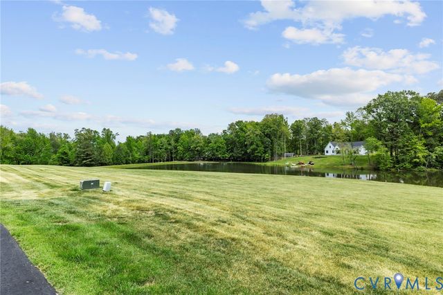 3264 Three Bridge Rd, Powhatan, VA 23139