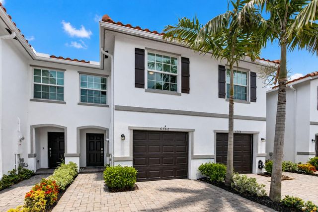 6762 Broadwater Lane, Lake Worth, FL 33467