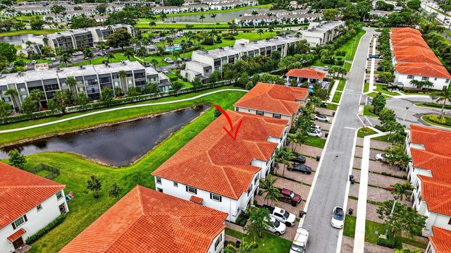 6762 Broadwater Lane, Lake Worth, FL 33467