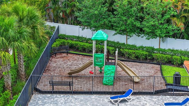 6762 Broadwater Lane, Lake Worth, FL 33467