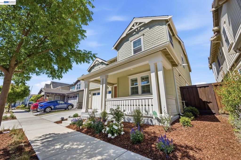 Image 3 of property listing at 4851 Barndance Street, Fremont, CA 94555