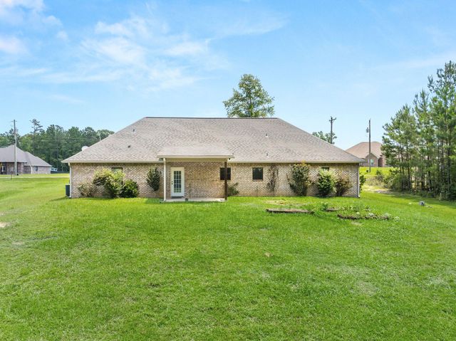 3652 Belview, Leesville, LA 71446