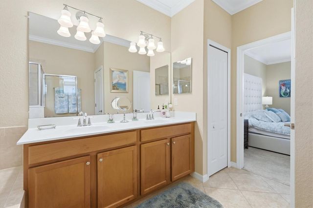 11702 ANHINGA AVENUE, Venice, FL 34292