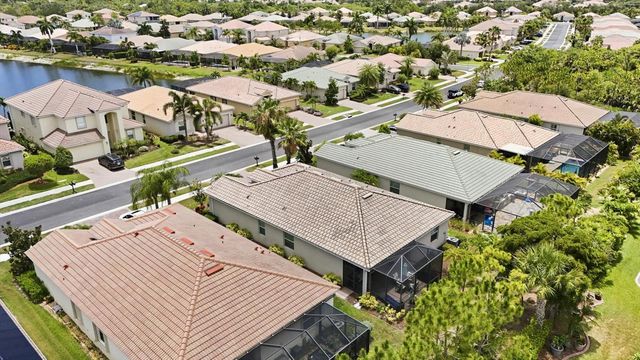 11702 ANHINGA AVENUE, Venice, FL 34292