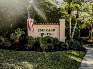 732 Woodshire LN I1, Naples, FL 34105