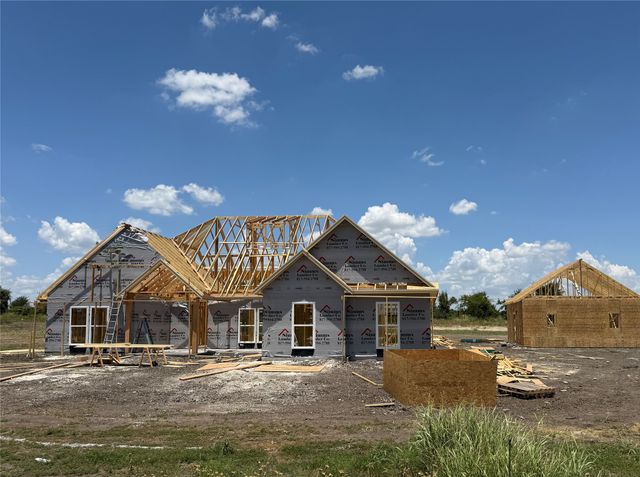 2021 Collin Street, Weatherford, TX 76085