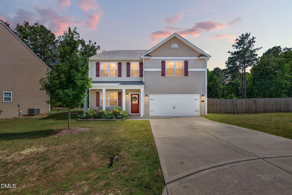 159 Weatherstone Lane, Zebulon, NC 27597