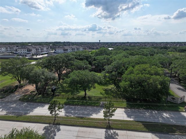16607 Mueschke Road, Cypress, TX 77433