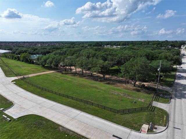 16607 Mueschke Road, Cypress, TX 77433