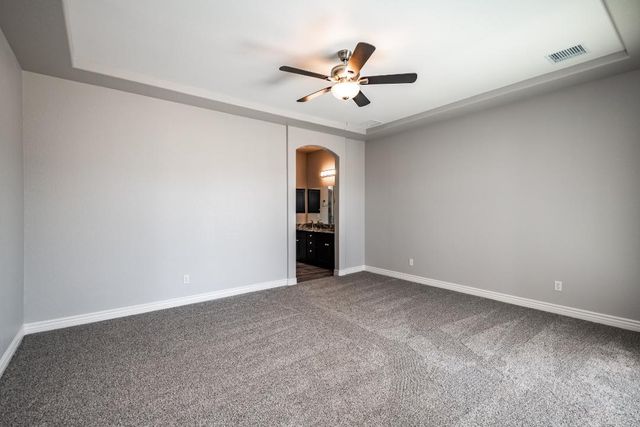 7426 E Squaw Creek Drive, Kingman, AZ 86401