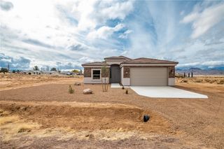 7426 E Squaw Creek Drive, Kingman, AZ 86401