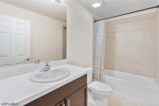 15535 Wildflower CIR, Naples, FL 34119