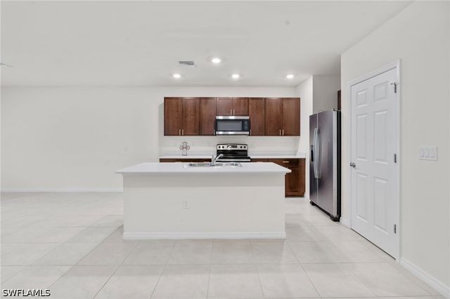 15535 Wildflower CIR, Naples, FL 34119