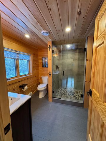 42 Chickadee Lane, Littleton, NH 03561