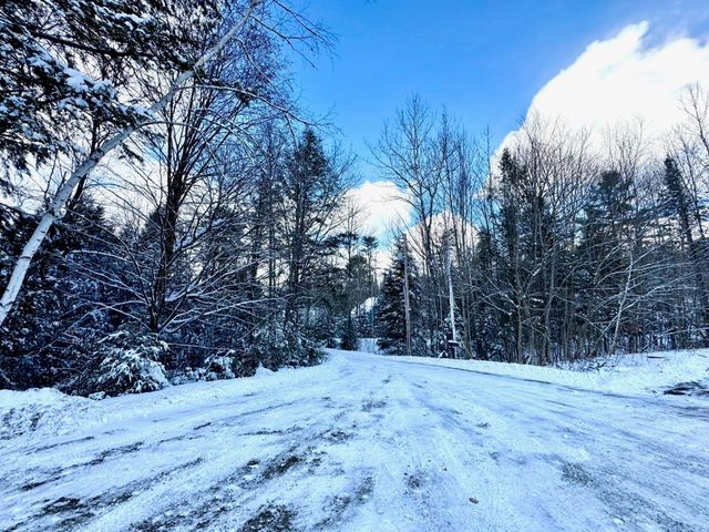 42 Chickadee Lane, Littleton, NH 03561