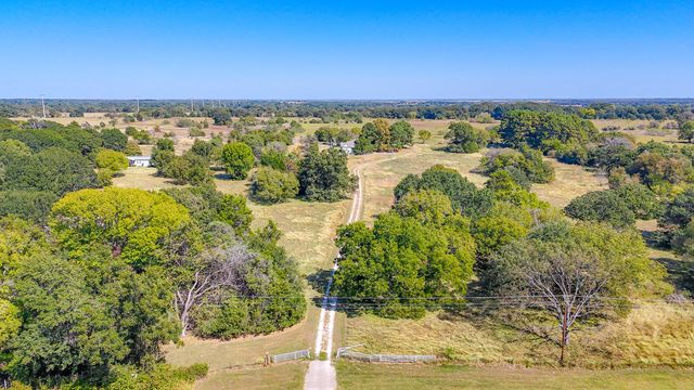 1710 Fm 667, Purdon, TX 76679