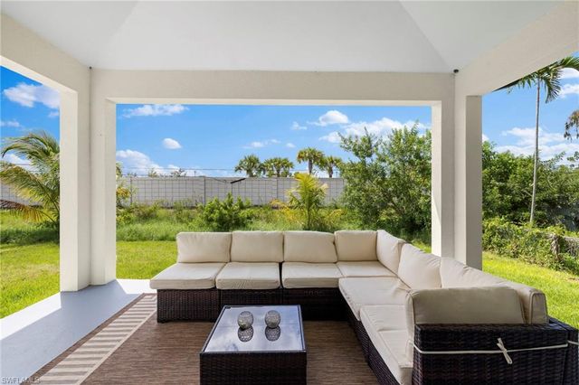 3032 Woodside AVE, Naples, FL 34112