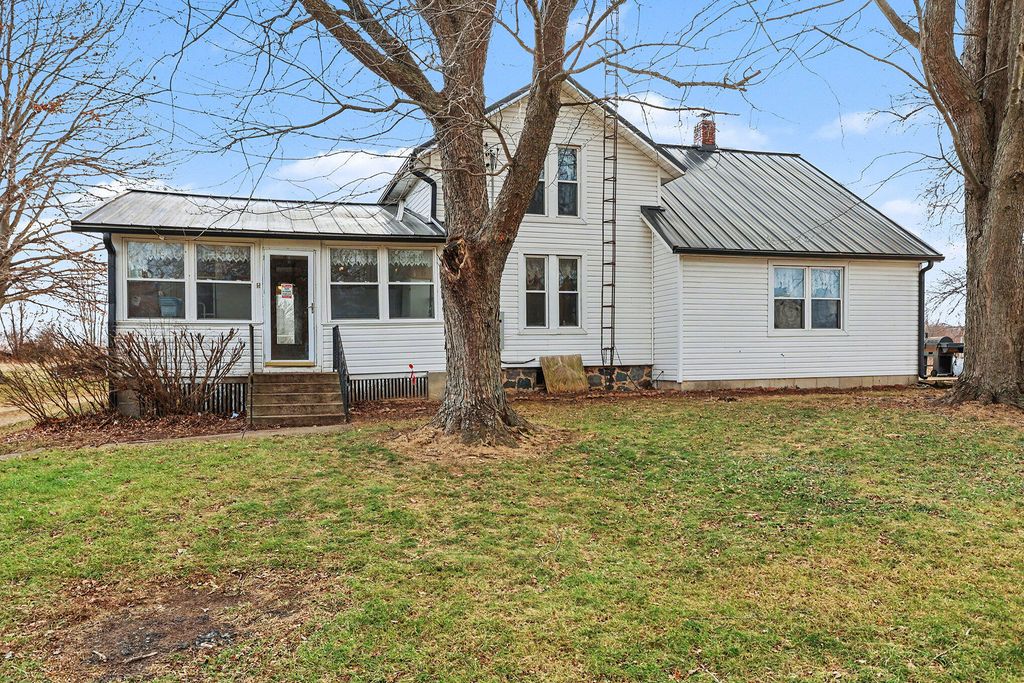 1247 Coplin Road, Litchfield, MI 49252