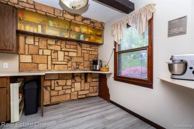 1977 Markese Avenue, Lincoln Park, MI 48146