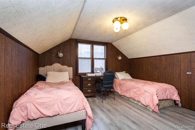 1977 Markese Avenue, Lincoln Park, MI 48146