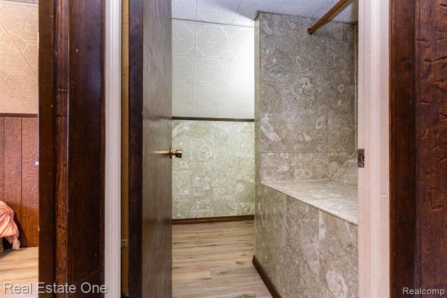 1977 Markese Avenue, Lincoln Park, MI 48146