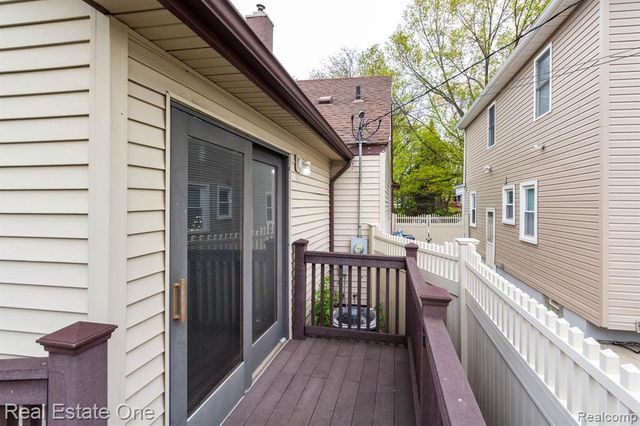 1977 Markese Avenue, Lincoln Park, MI 48146