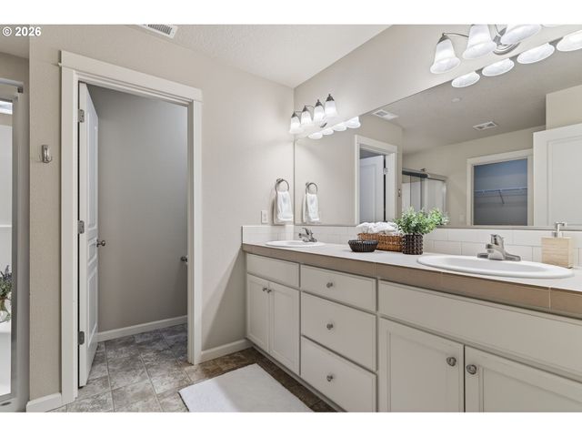 3021 Ne 74TH St, Vancouver, WA 98665