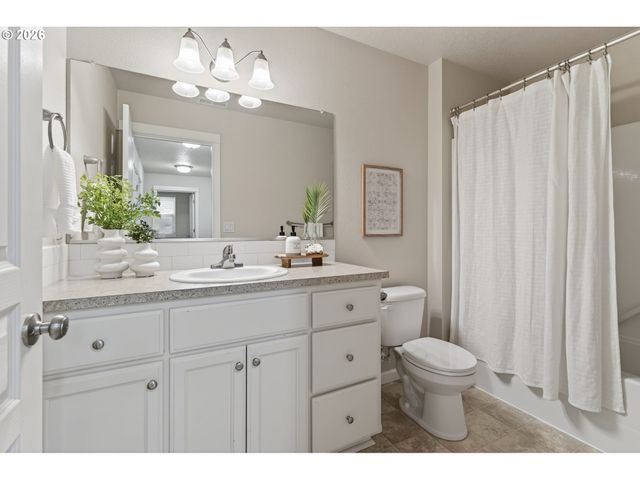 3021 Ne 74TH St, Vancouver, WA 98665