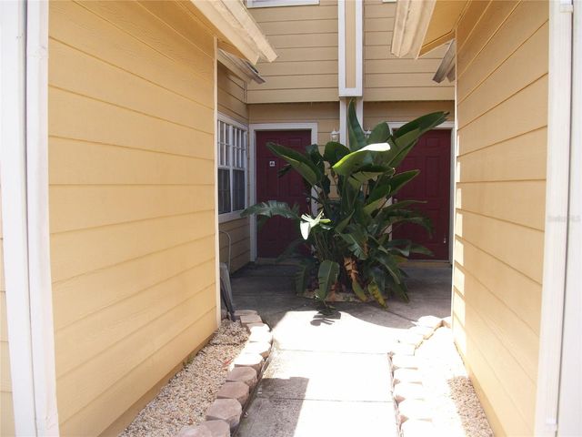 511 COCONUT PALM WAY, Davenport, FL 33897