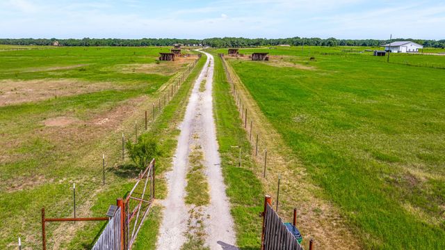 3310 Coy Lane, Granbury, TX 76048