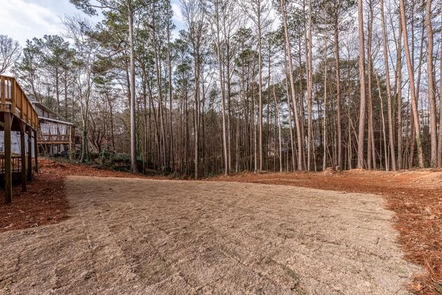 330 London Dale, Woodstock, GA 30189