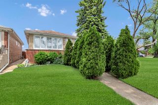 7008 W Montrose Avenue, Norridge, IL 60706
