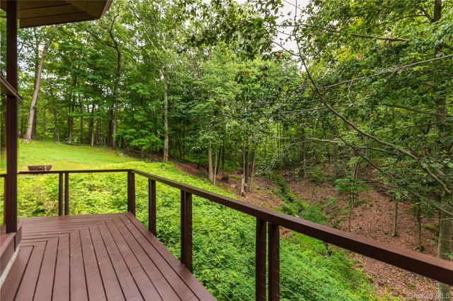1306 Grants Lane, Ossining, NY 10562