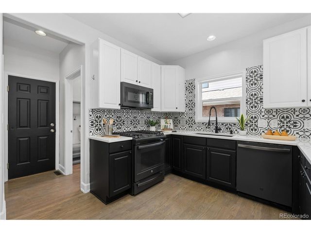 560 S 16th Ave, Brighton, CO 80601