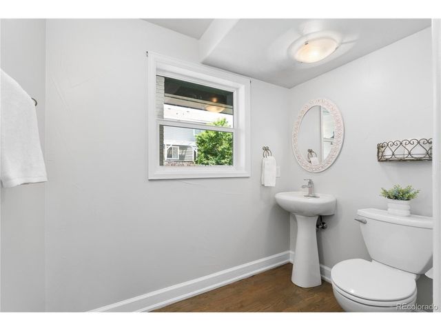560 S 16th Ave, Brighton, CO 80601