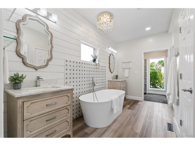 560 S 16th Ave, Brighton, CO 80601