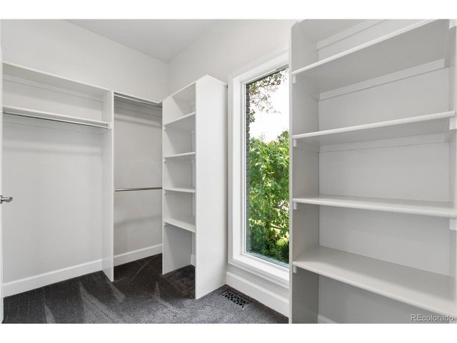 560 S 16th Ave, Brighton, CO 80601