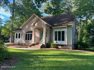 100 Hudson Drive, Chocowinity, NC 27817