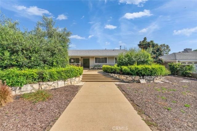888 Syracuse, Claremont, CA 91711