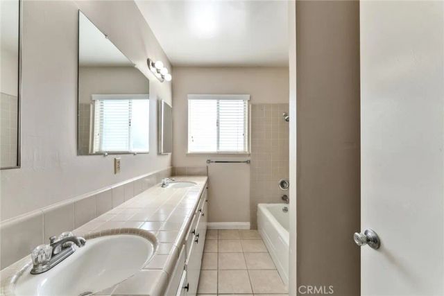 888 Syracuse, Claremont, CA 91711
