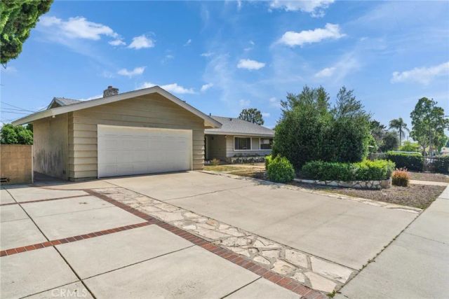 888 Syracuse, Claremont, CA 91711