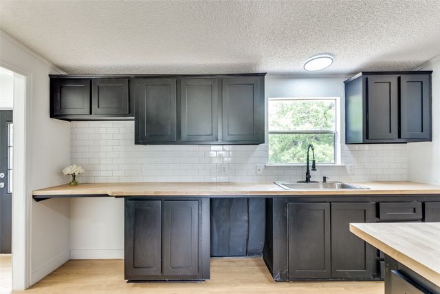 1808 N County Road 810, Alvarado, TX 76009