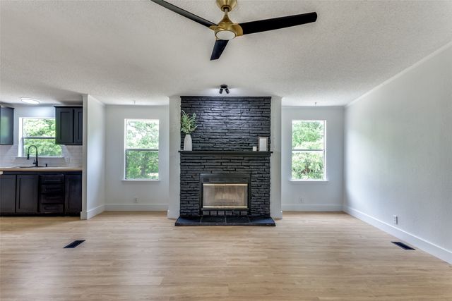 1808 N County Road 810, Alvarado, TX 76009