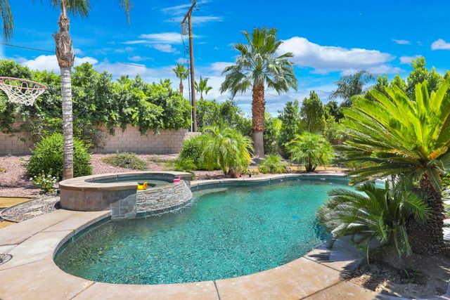 79958 Parkway Esplanade N, La Quinta, CA 92253