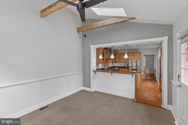 2038 E PRATT ST, Baltimore, MD 21231